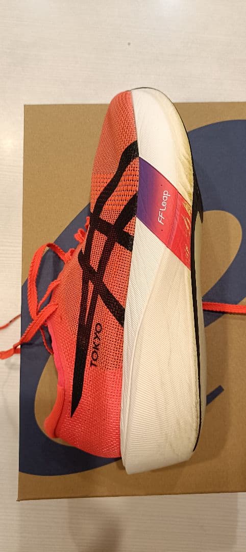 SPEED EDGE TOKYO ランニングシューズ 25.5cm