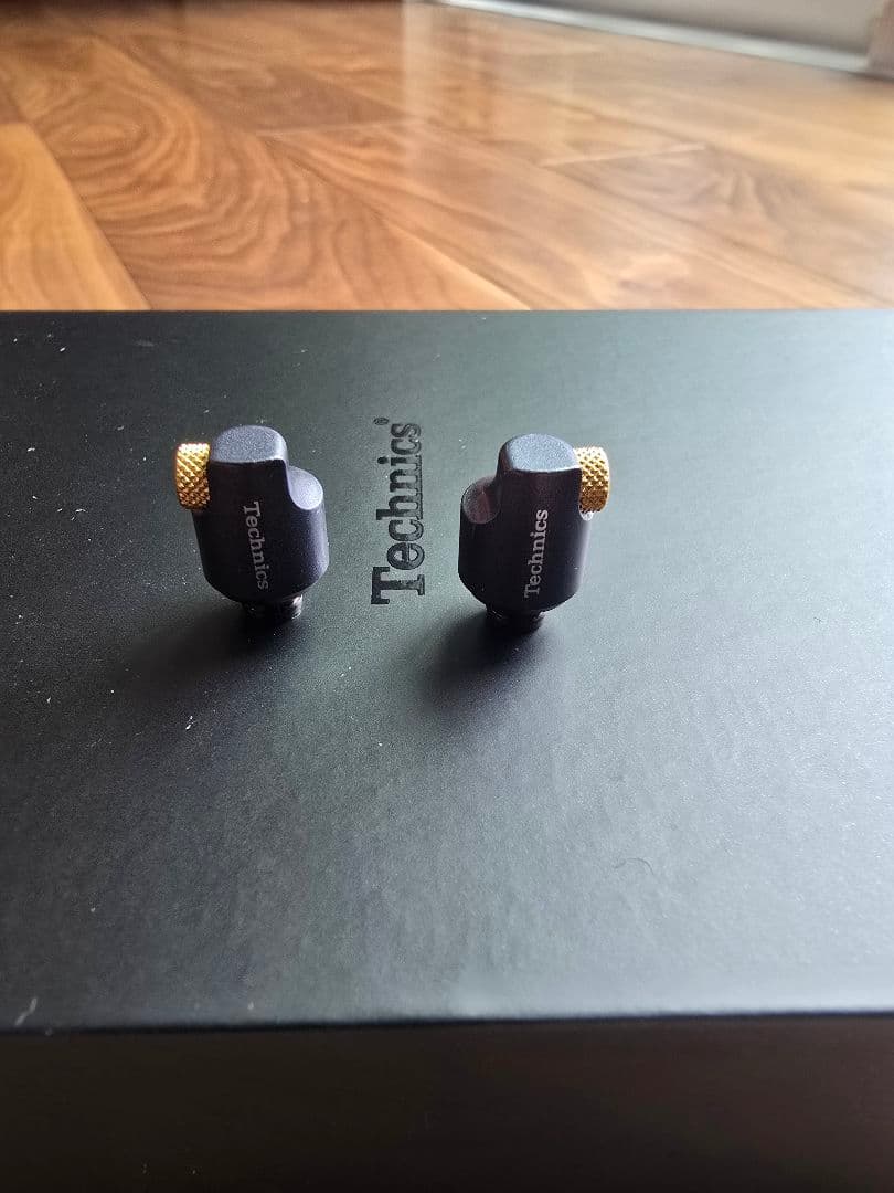 イヤホン Technics TZ700