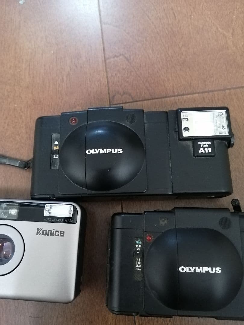 フィルムカメラ三台
