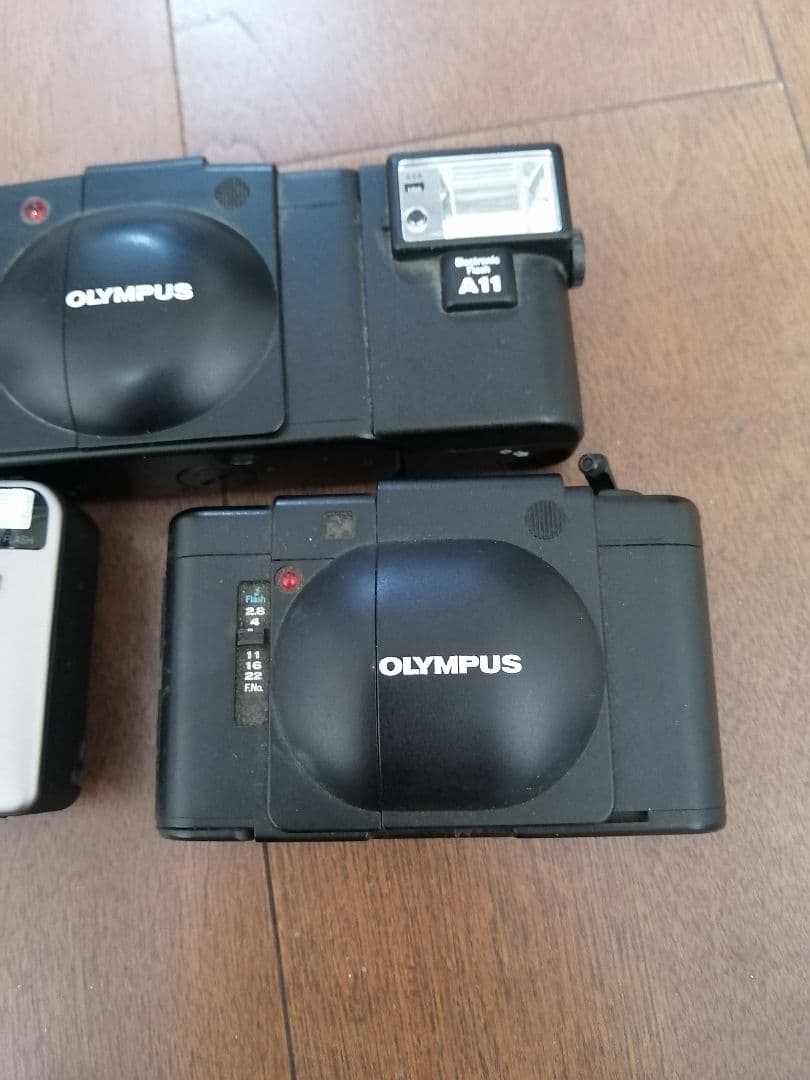 フィルムカメラ三台