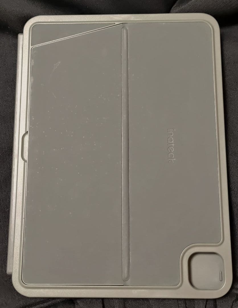 【新品同様! キーボードケース付!!】Apple iPad 第10世代 ブルー