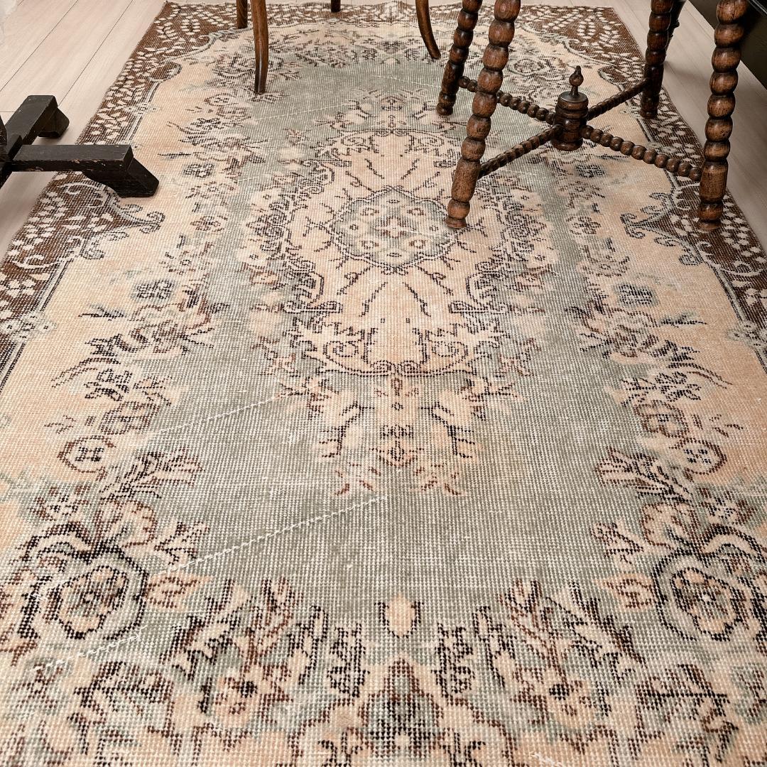 トルコ ヴィンテージラグ A111 定番 ベージュ セージグリーン ブラウン