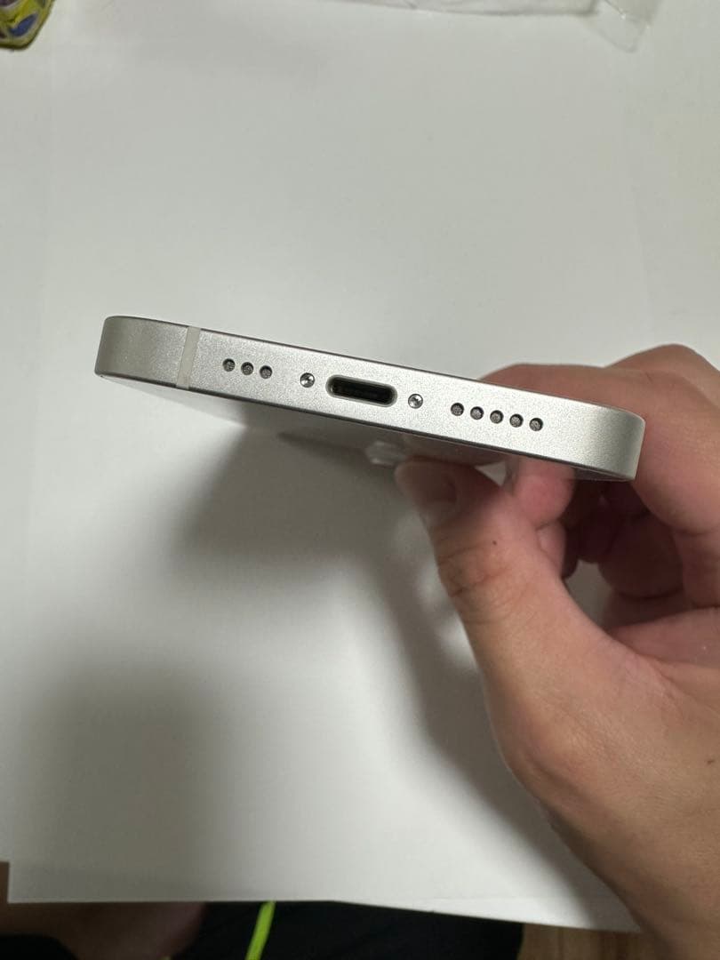 iPhone14 本体　13日まで値引き中