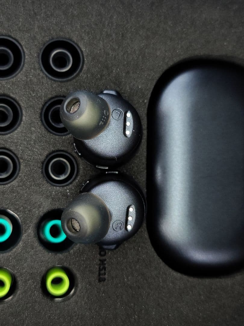 【美品】FiiO FW5 （2BA＋1DD..DAC）