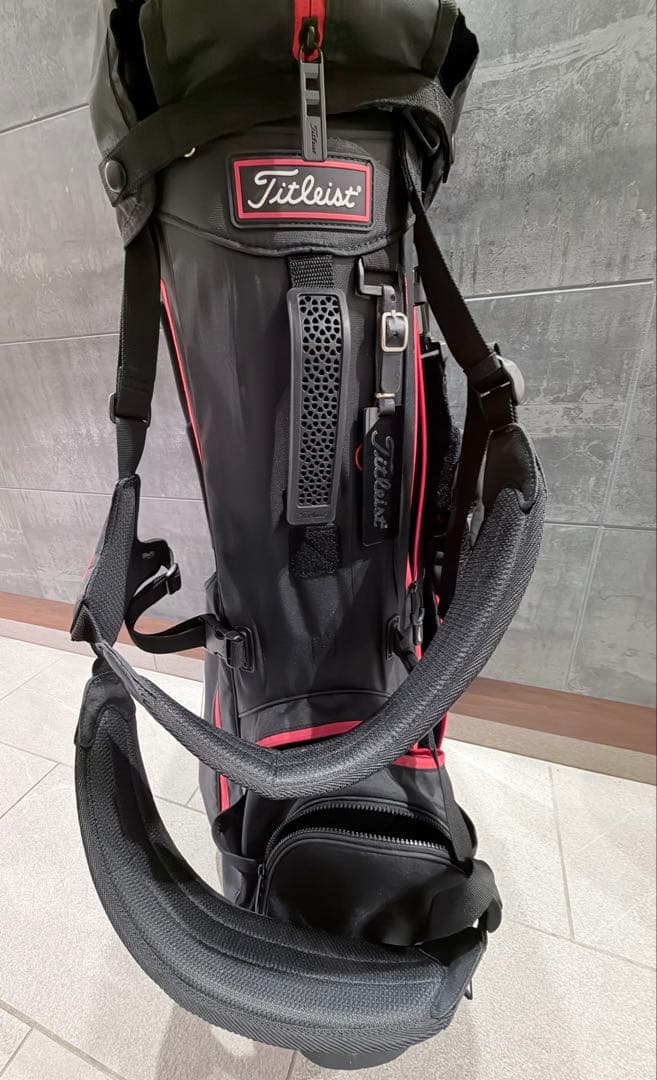 Titleist スタンド式キャディバッグ ブラック/レッド