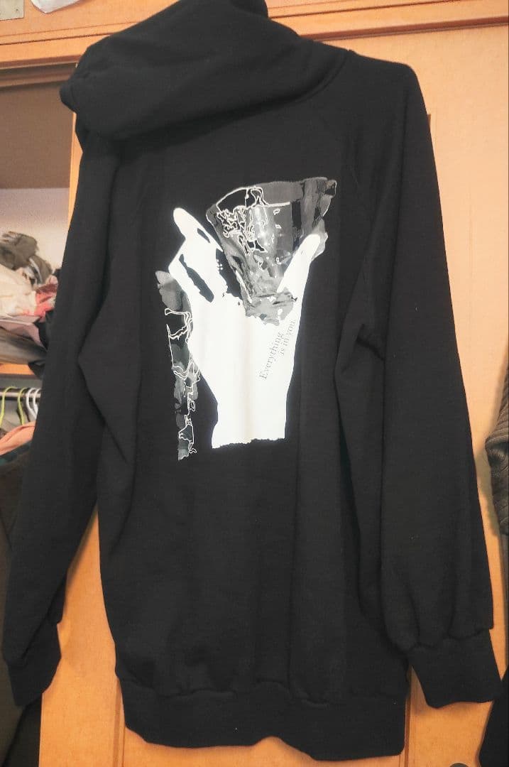 Ground Yの4周年記念コラボパーカー　赤楚衛二