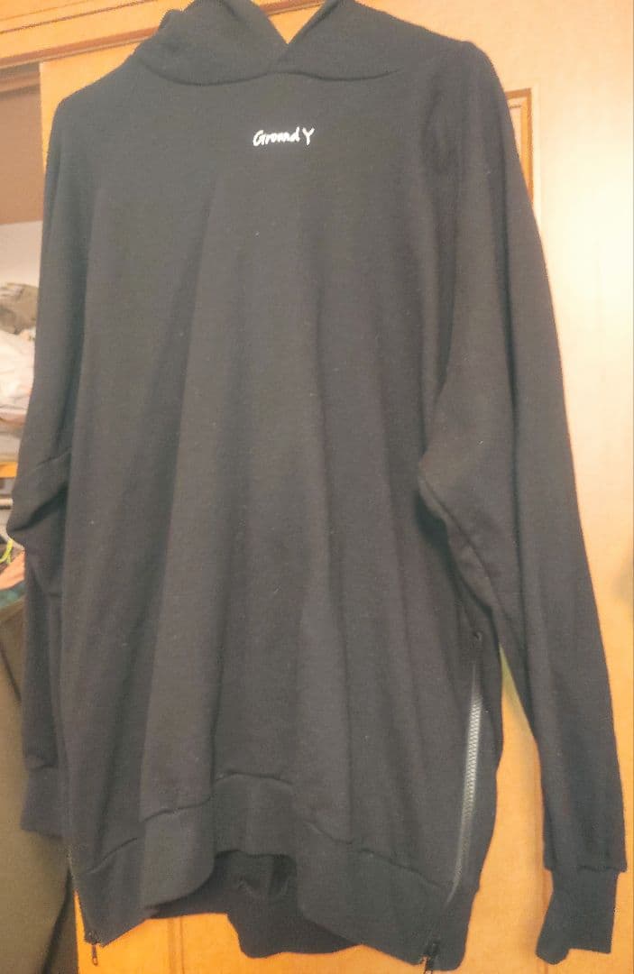 Ground Yの4周年記念コラボパーカー　赤楚衛二