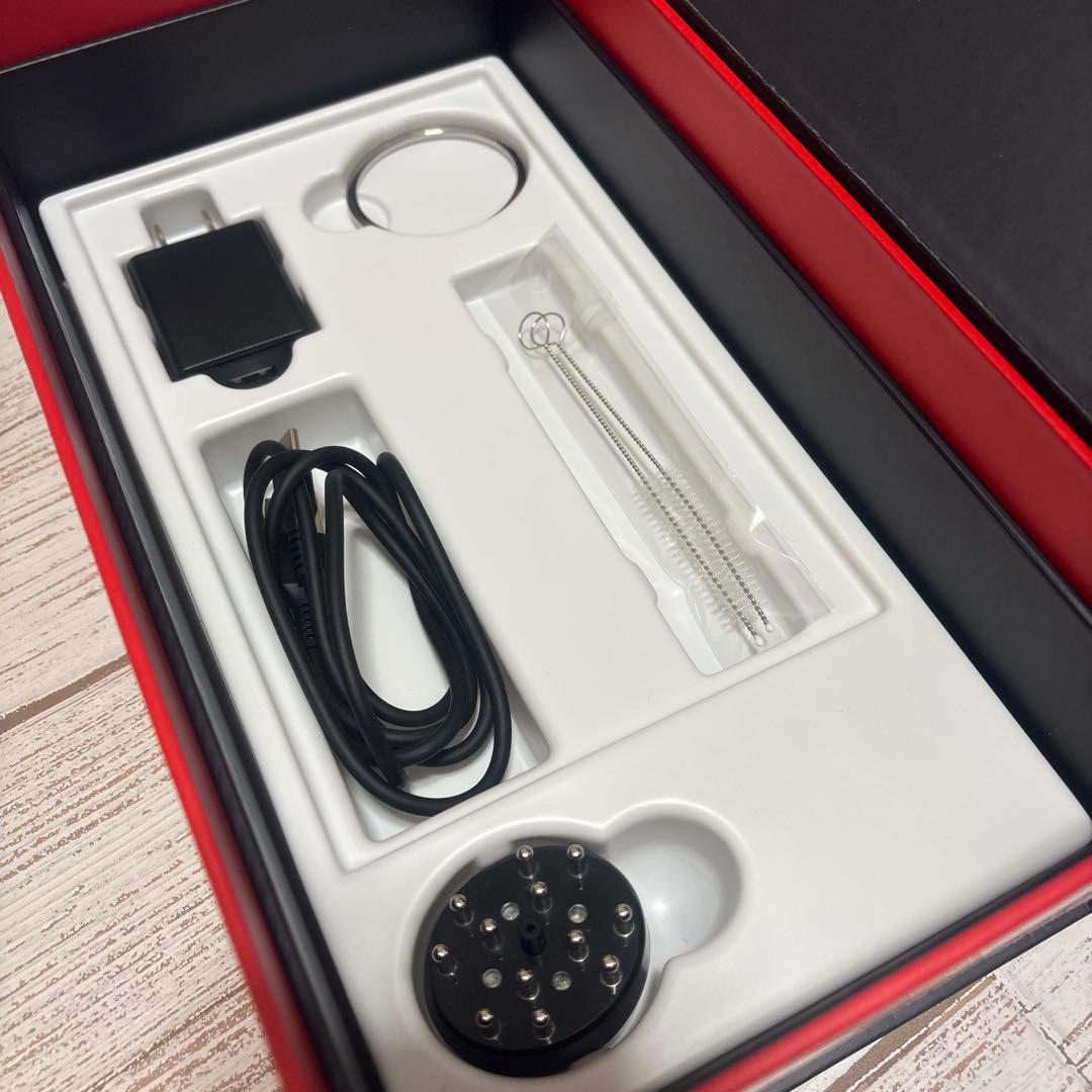 リアボーテ　エクラボーテ　美顔器　éclat ブラック/ゴールド　動作確認済み