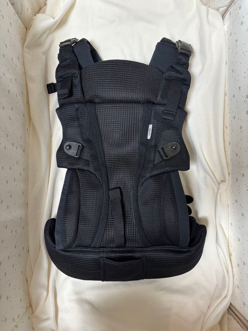 【ささ様◆専用】美品◇Aprica ラクリス 抱っこ紐 ブラック◇箱 付属品あり