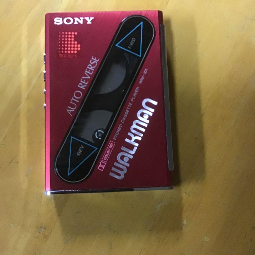 SONY WALKMAN ウォークマン　WM-101 ジャンク　キレイです。