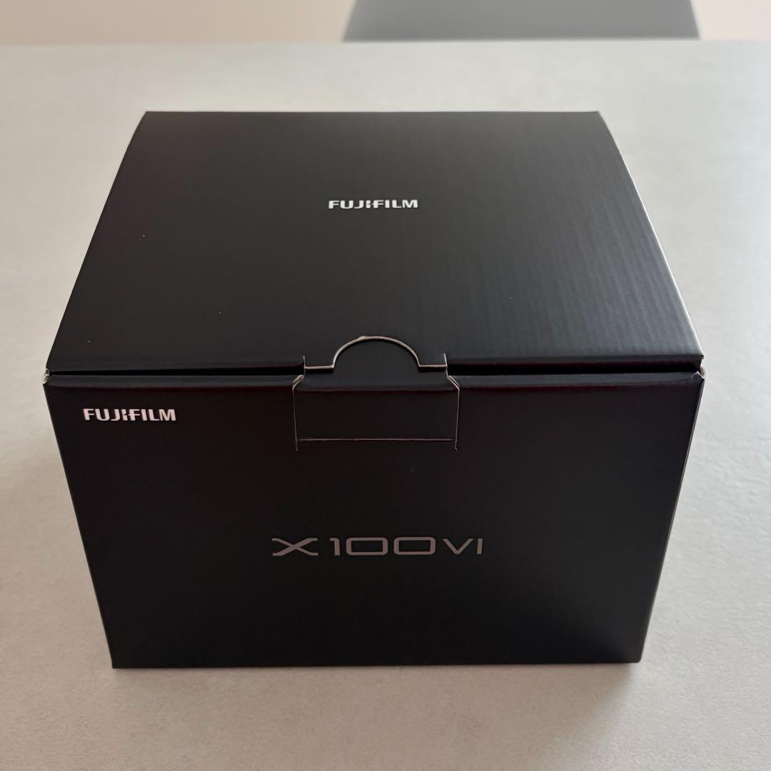 【保証書・付属品あり】x100vi FUJiFILM