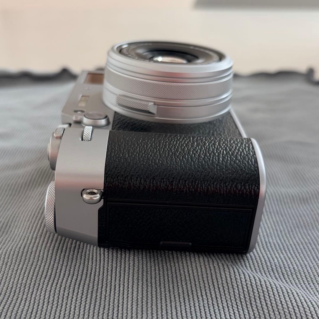 【保証書・付属品あり】x100vi FUJiFILM