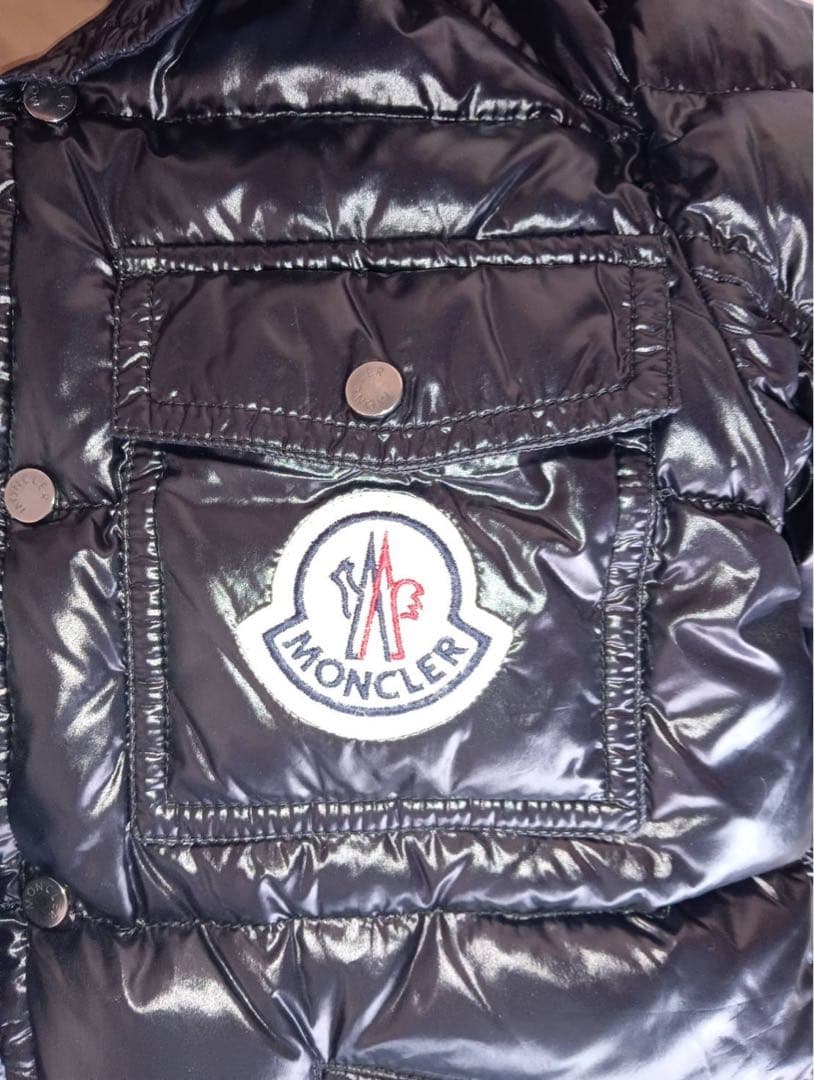 MONCLER K2ダウンジャケット