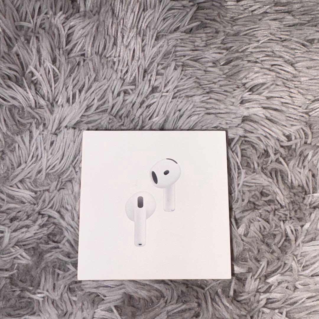 【美品☆】AirPods 第4世代 ノイズキャンセリング搭載モデル ケースつき