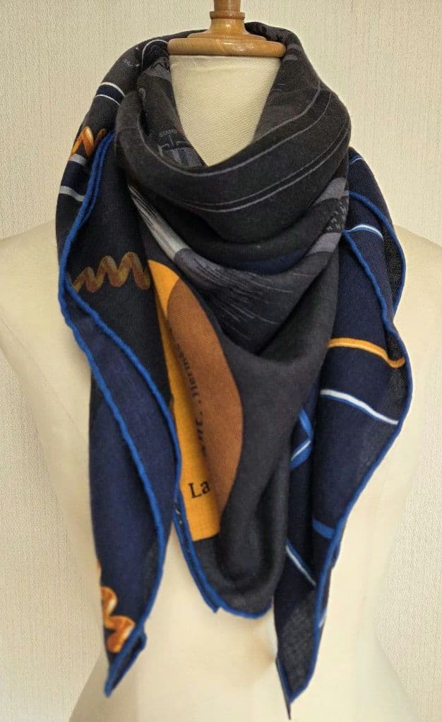 エルメス　CARRE H 100 カシミアシルク　LAST NIGHT　ネイビー