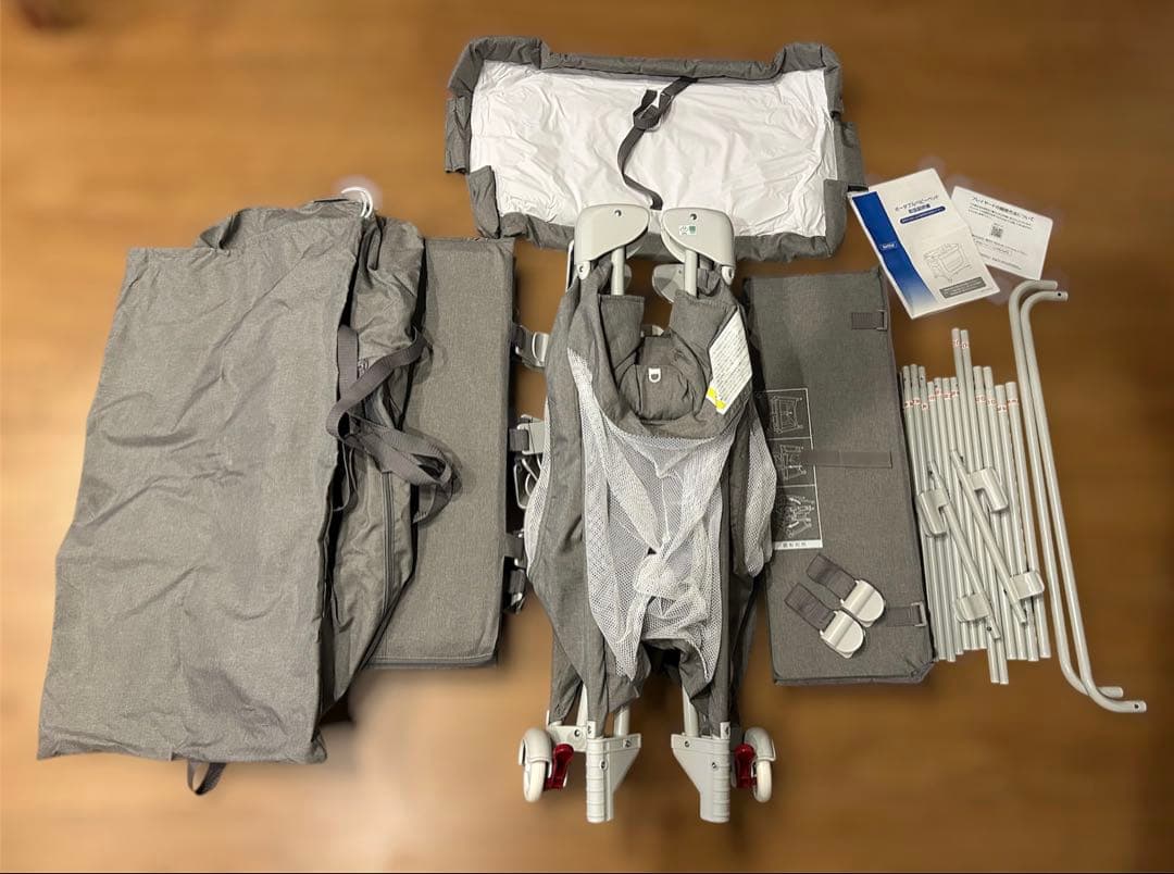 【極美品】未使用級　KATOJI カトージ　ベビーベッド おむつ替えテーブル付