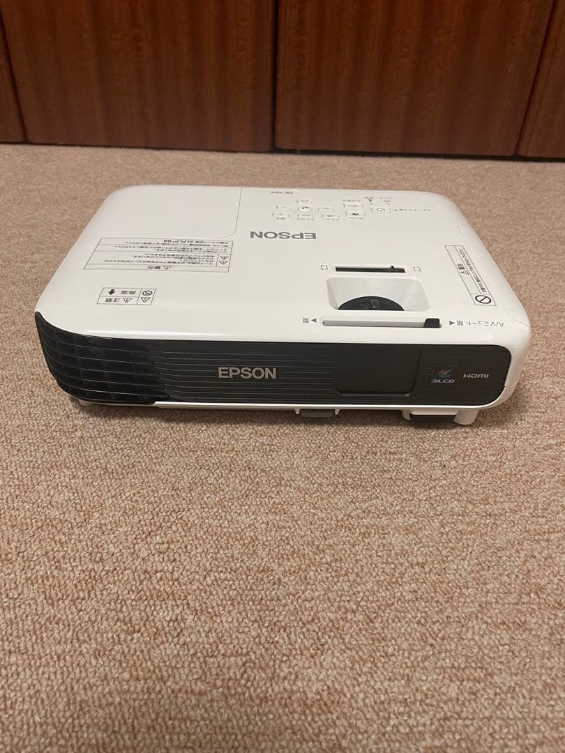 Epson EB-SO4 データプロジェクター