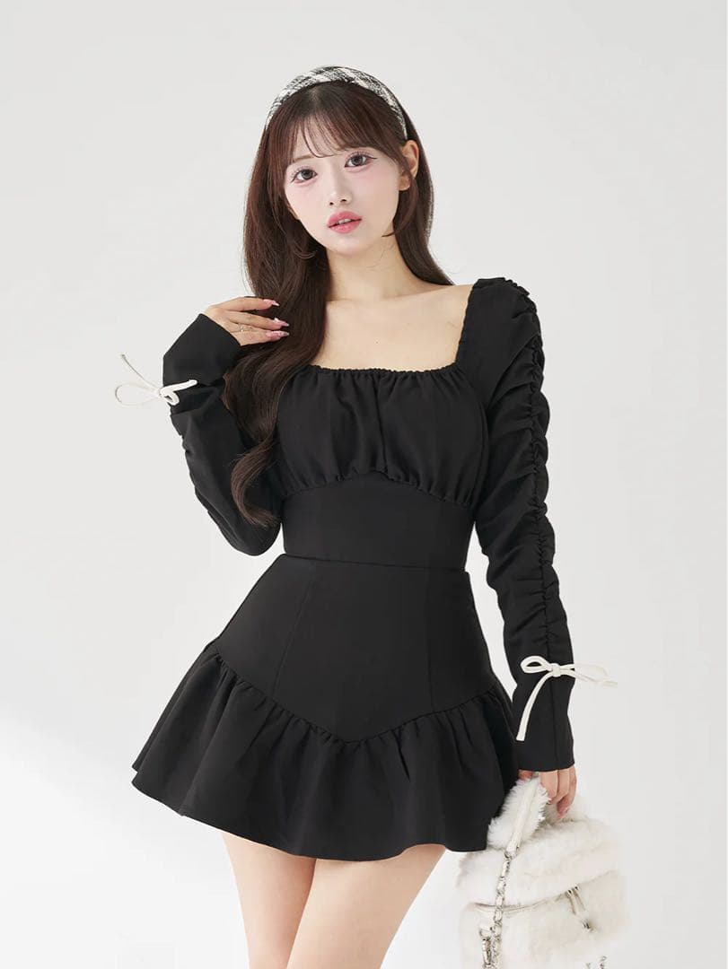 Darich スクエアネックギャザーミニワンピース ブラック ミニワンピ