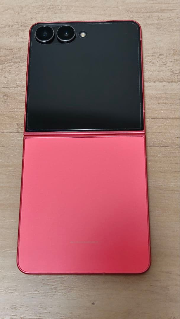 SIMフリー版 Galaxy Z Flip7 コーラルレッド 512GB