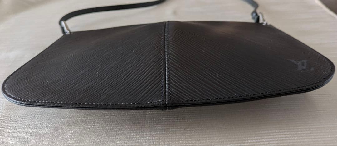 ルイヴィトン　エピ　ポシェット ドゥミリュンヌ　ブラック　アクセサリーポーチ