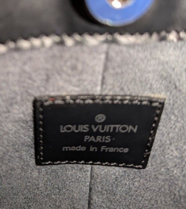 ルイヴィトン　エピ　ポシェット ドゥミリュンヌ　ブラック　アクセサリーポーチ