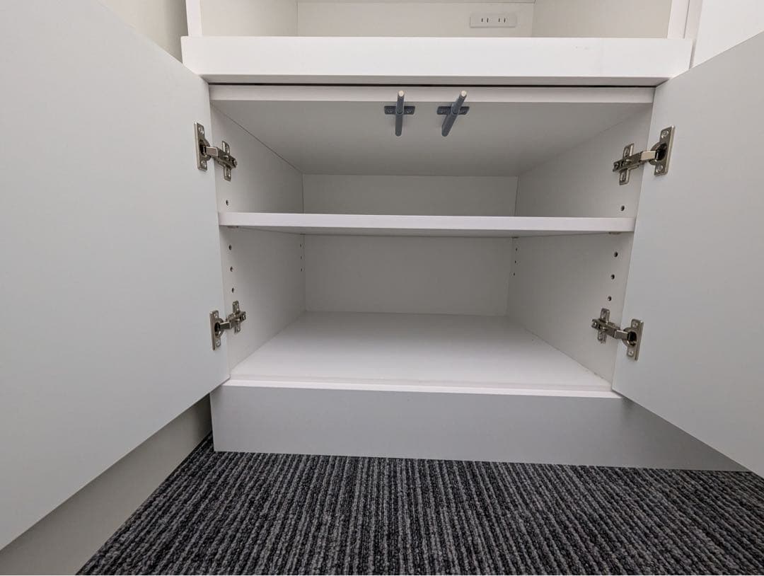 食器棚　引き出し付き