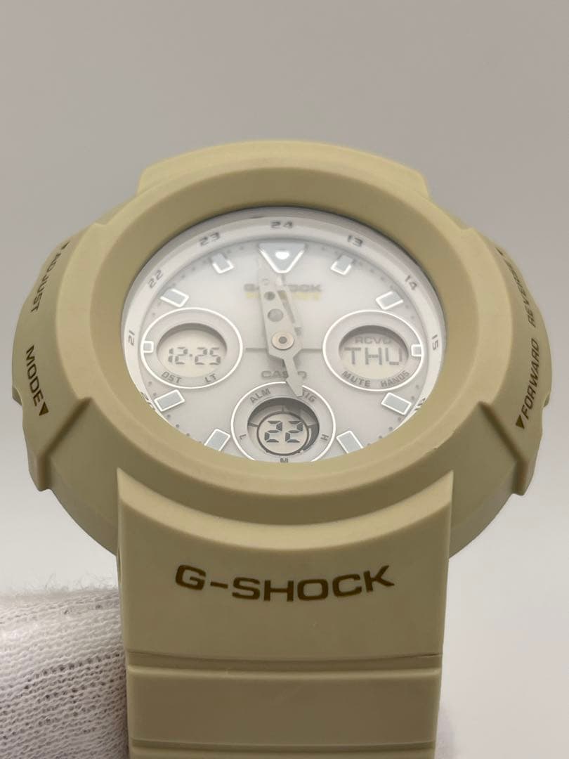 美品 CASIO G-SHOCK AWG-M510SEW-7AJF ベージュ