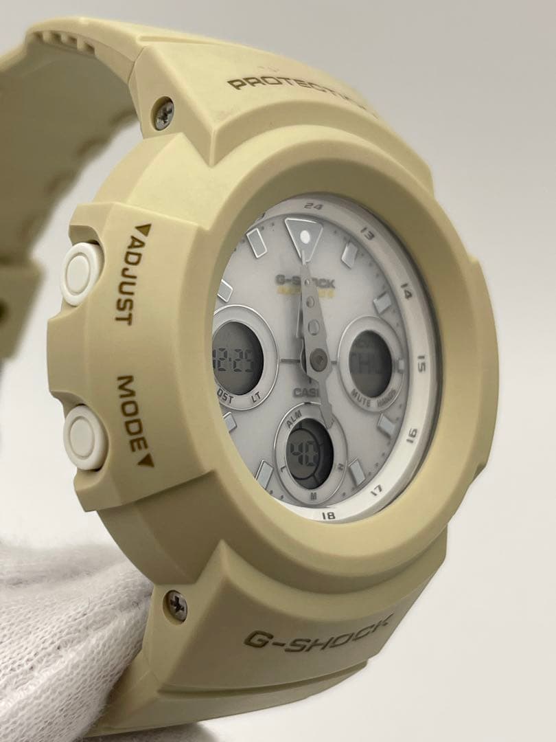 美品 CASIO G-SHOCK AWG-M510SEW-7AJF ベージュ