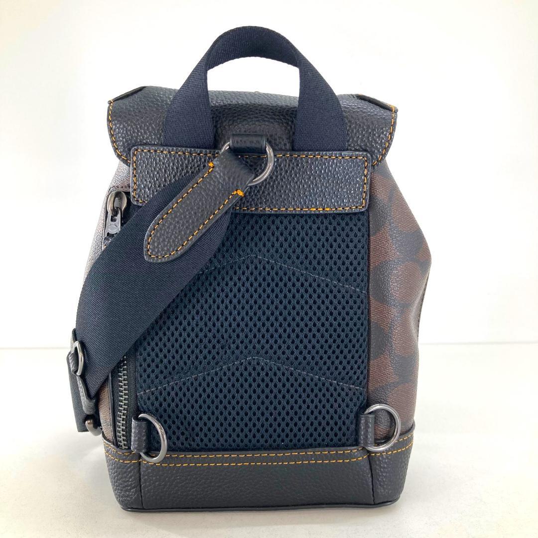 極美品　COACH　ボディバッグ　ハドソン スモール パック シグネチャー