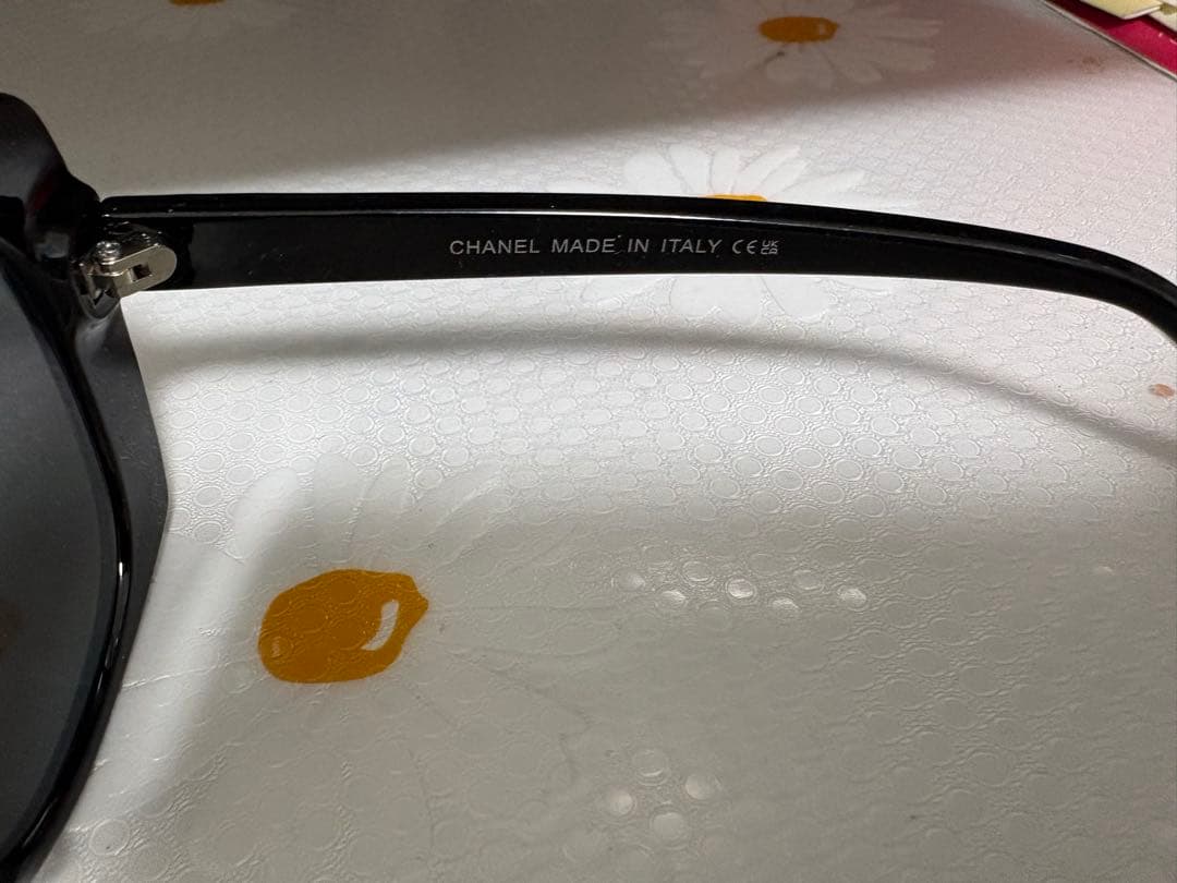 Chanel キャットアイサングラス ブラック