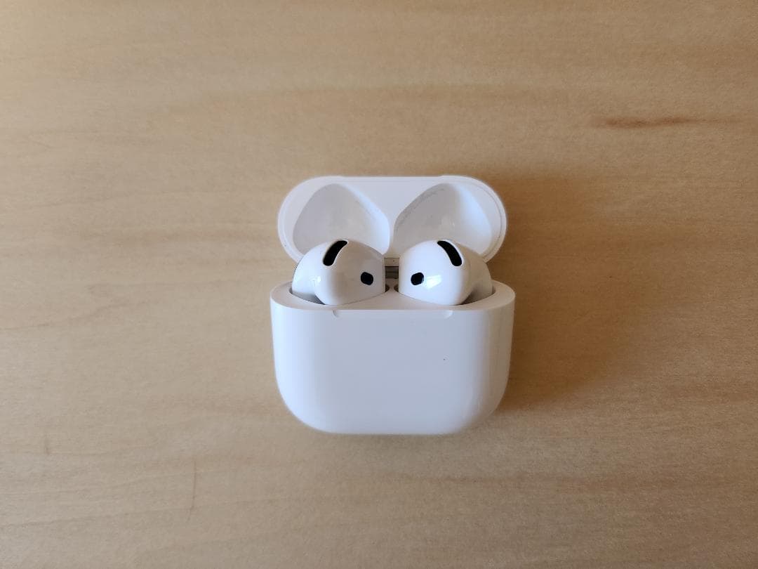Apple純正品 AirPods 4 アクティブノイズキャンセリング搭載モデル