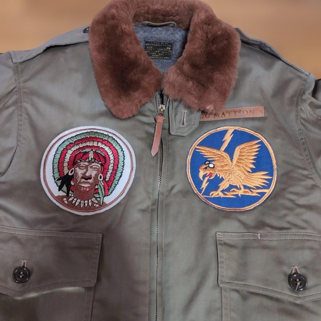 希少　バズリクソンズＢ−10 実名復刻　赤リブ