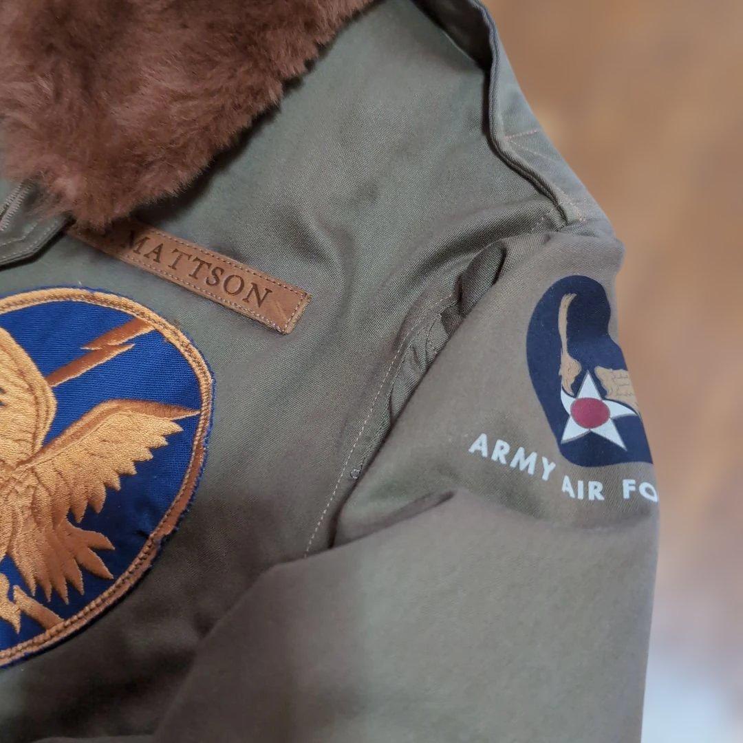 希少　バズリクソンズＢ−10 実名復刻　赤リブ