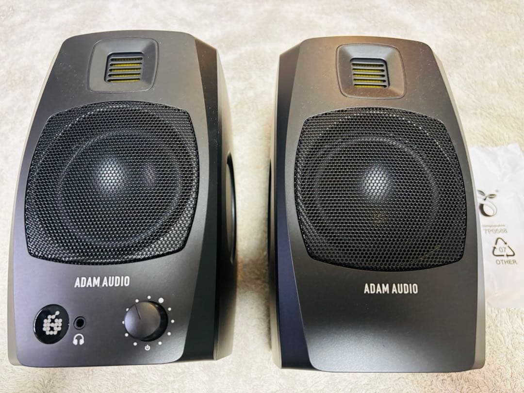 【美品】ADAM AUDIO アダムオーディオ D3V Black