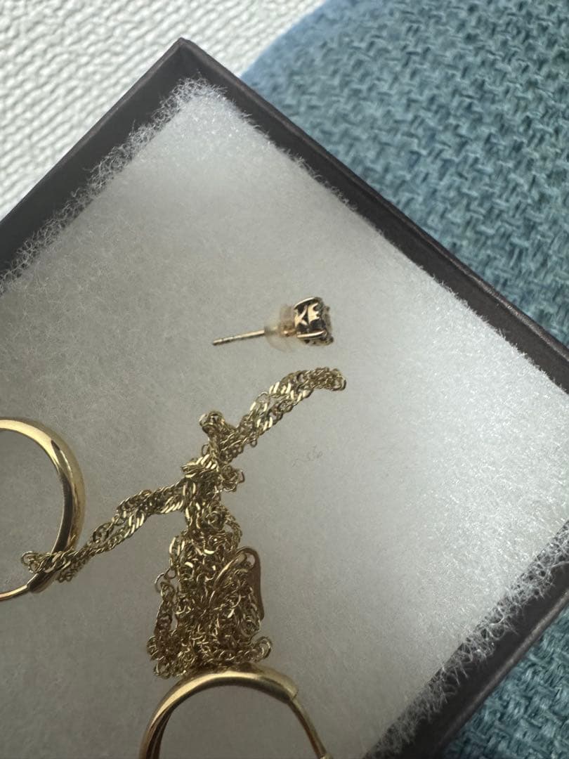 D*★様 avalanche 10kフープピアスとスタッドダイヤピアスセット