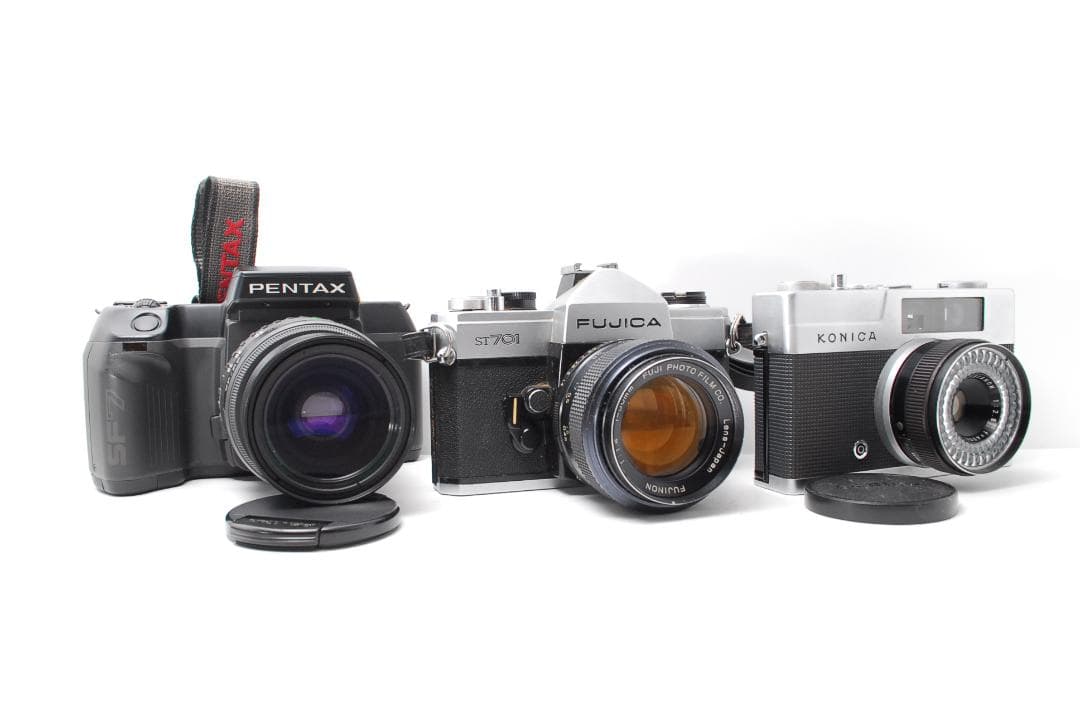 フィルムカメラ　３台　PENTAX　KONICA　FUJICA