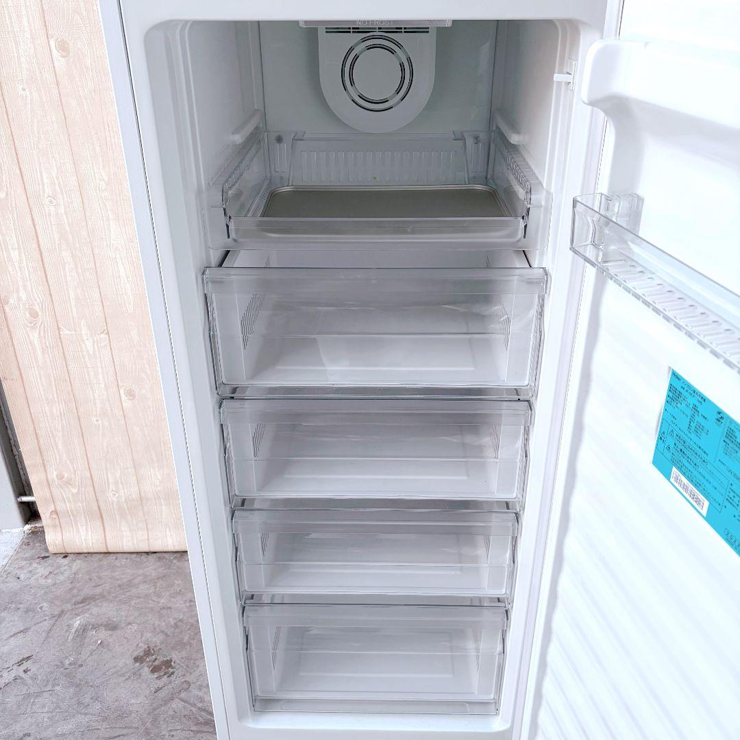 配送設置無料！純正Haierホワイトシンプルスリム冷凍庫！完動超美品！