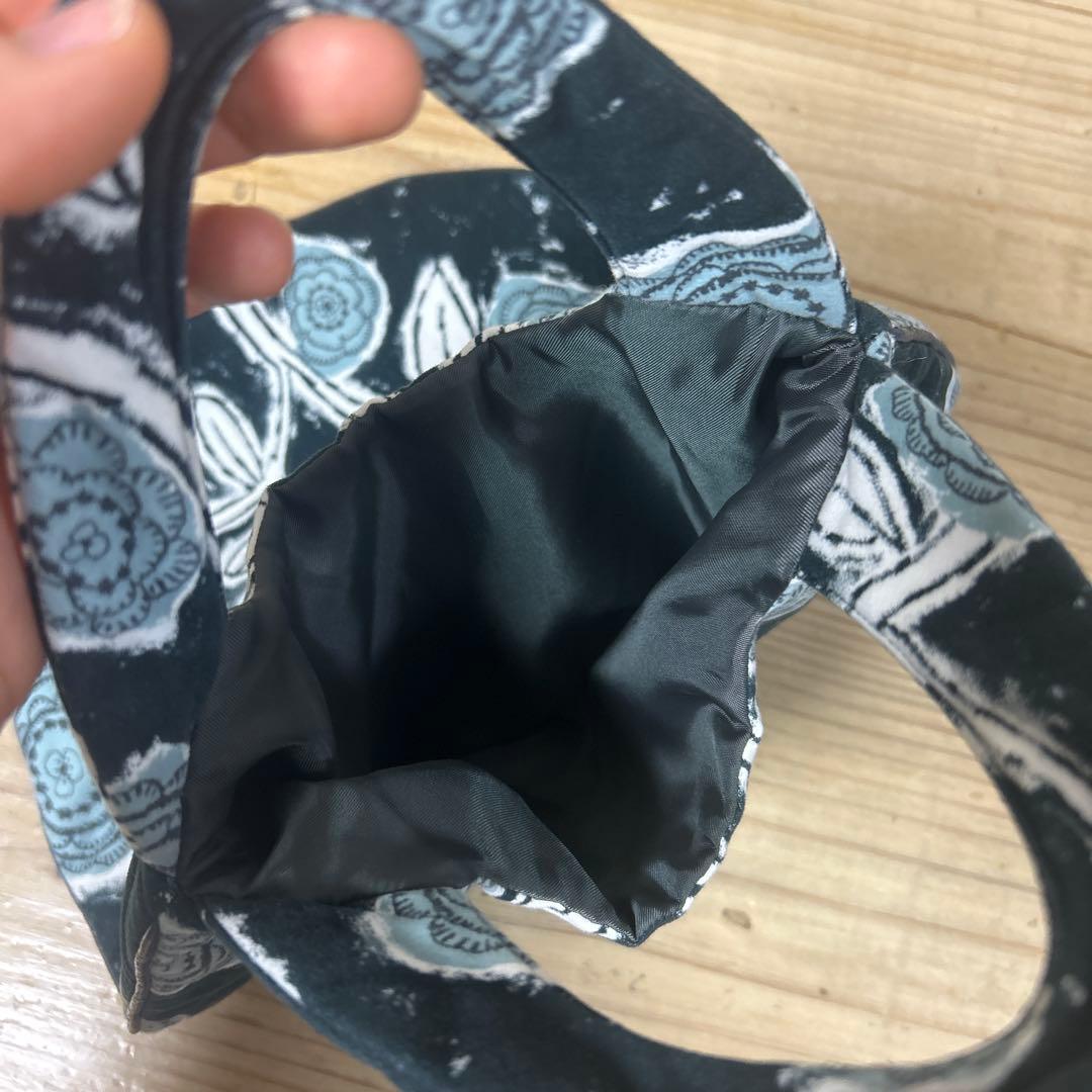 ミナペルホネン　花柄 エッグバッグ