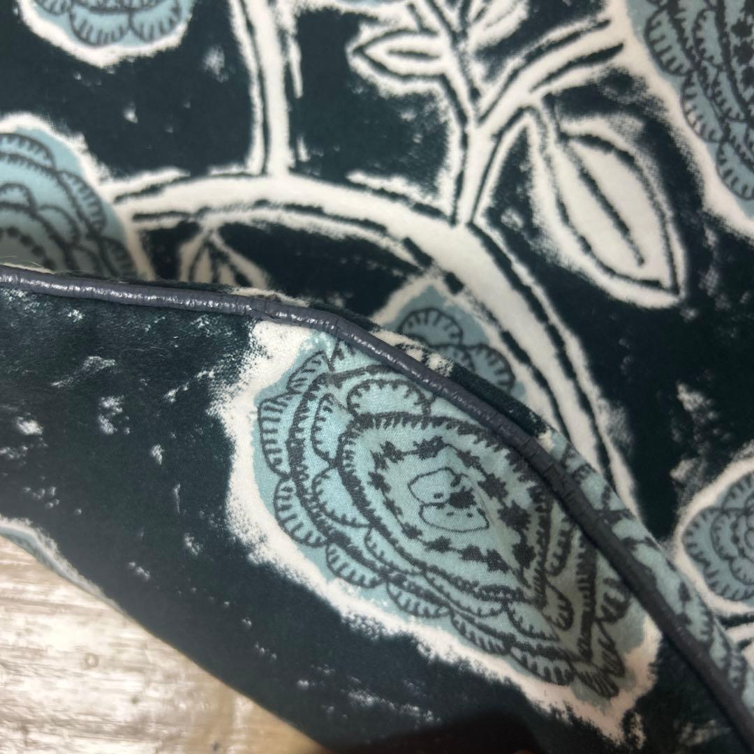 ミナペルホネン　花柄 エッグバッグ