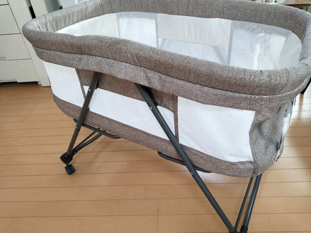 【送料込みに変更いたしました】★極美品★ベビーベッド