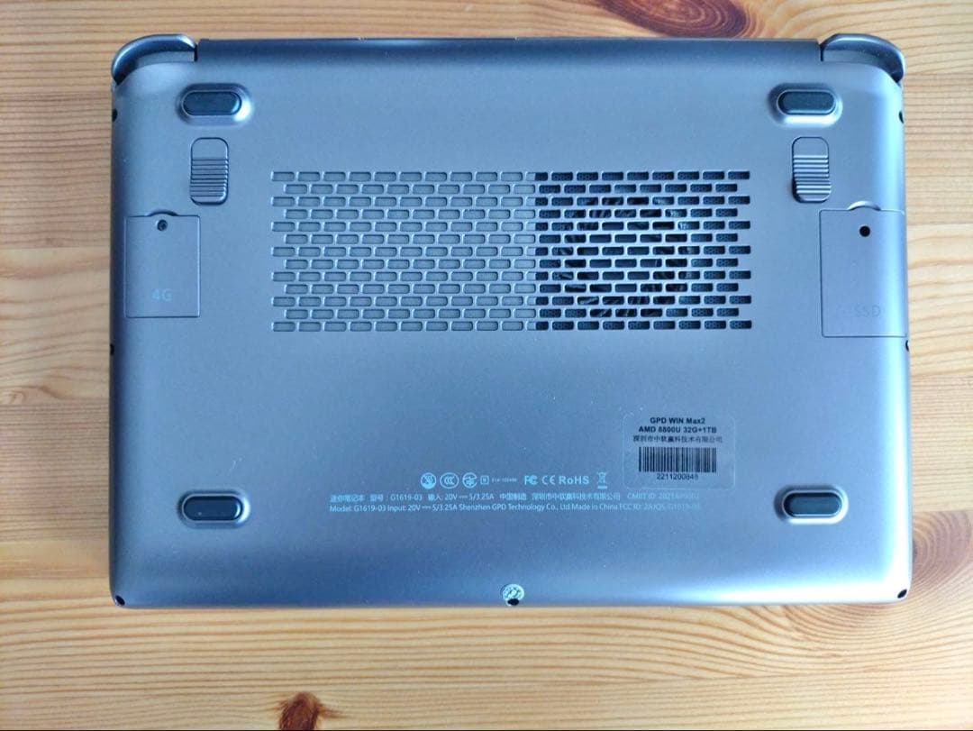 【ジャンク】GPD Win MAX 2 (2022) 1TB 32GB