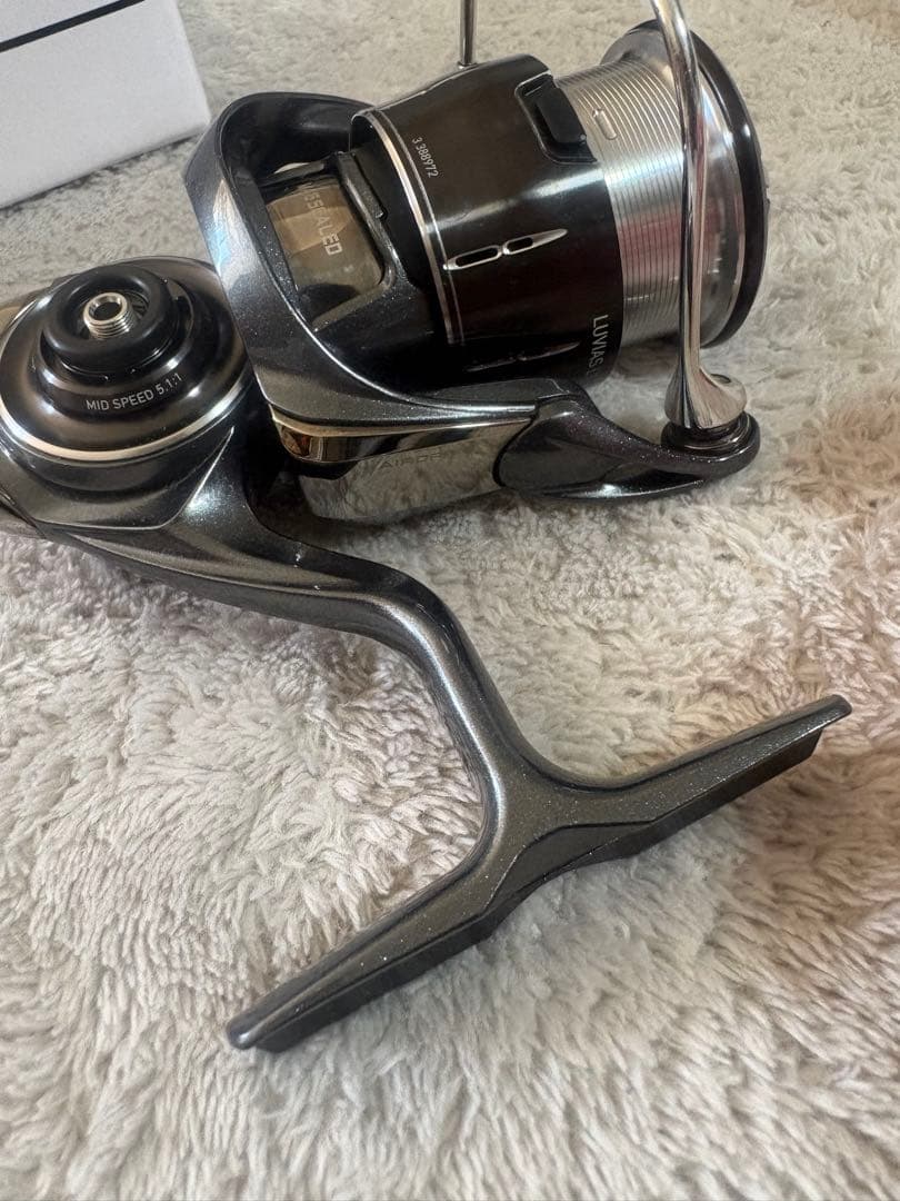 リール DAIWA 24LUVIAS LT2500S
