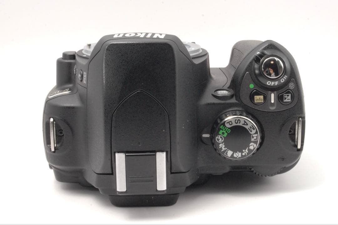 ✨一眼レフカメラ✨Nikon D40 手軽に始めたい方 高画質 軽量 簡単操作