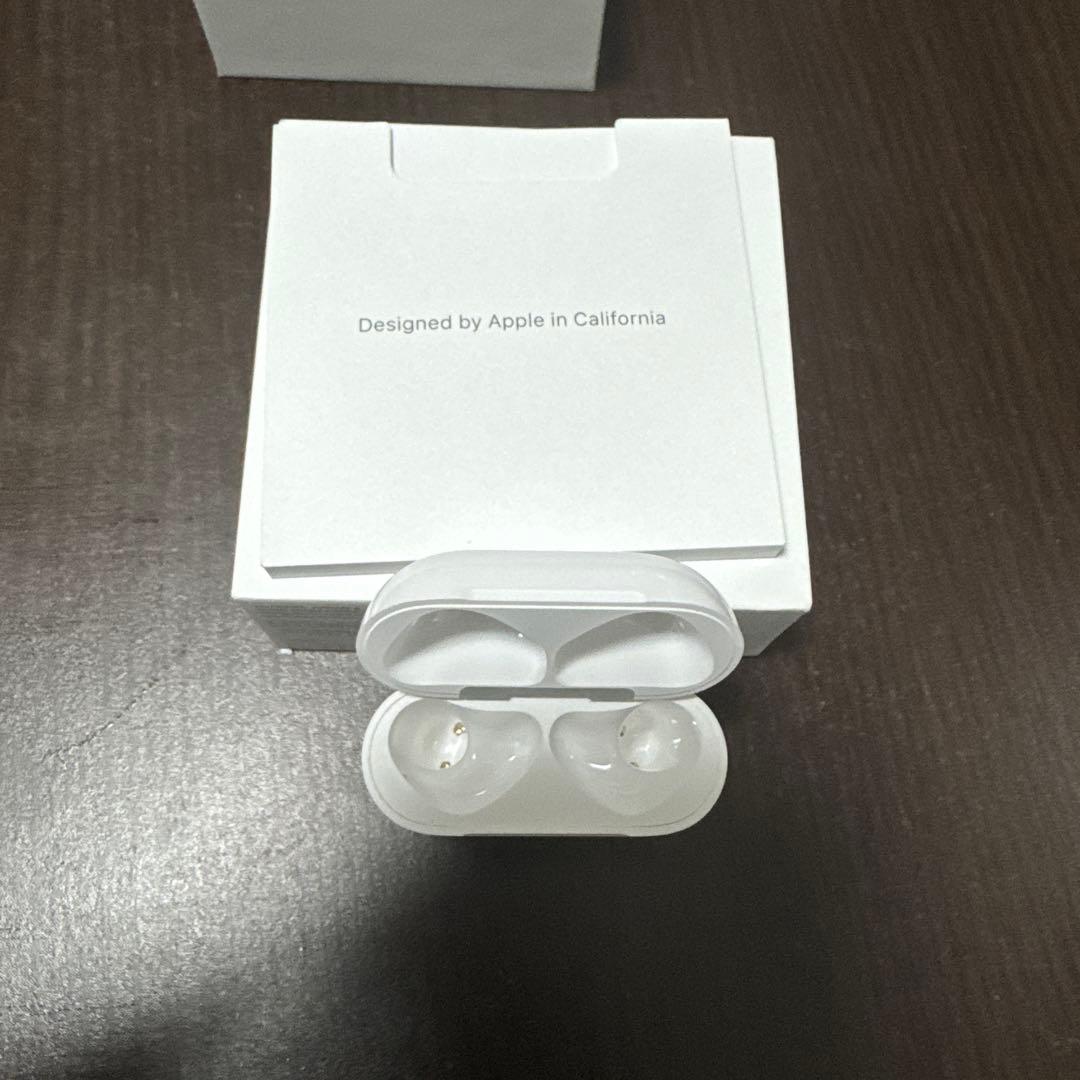 AirPods4ノイズキャンセリングなし 本体のみ