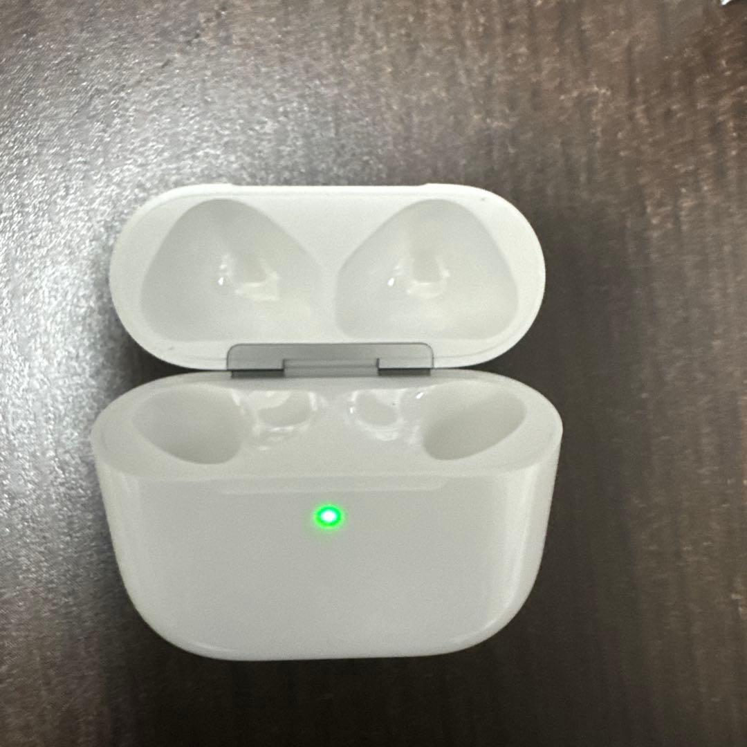 AirPods4ノイズキャンセリングなし 本体のみ