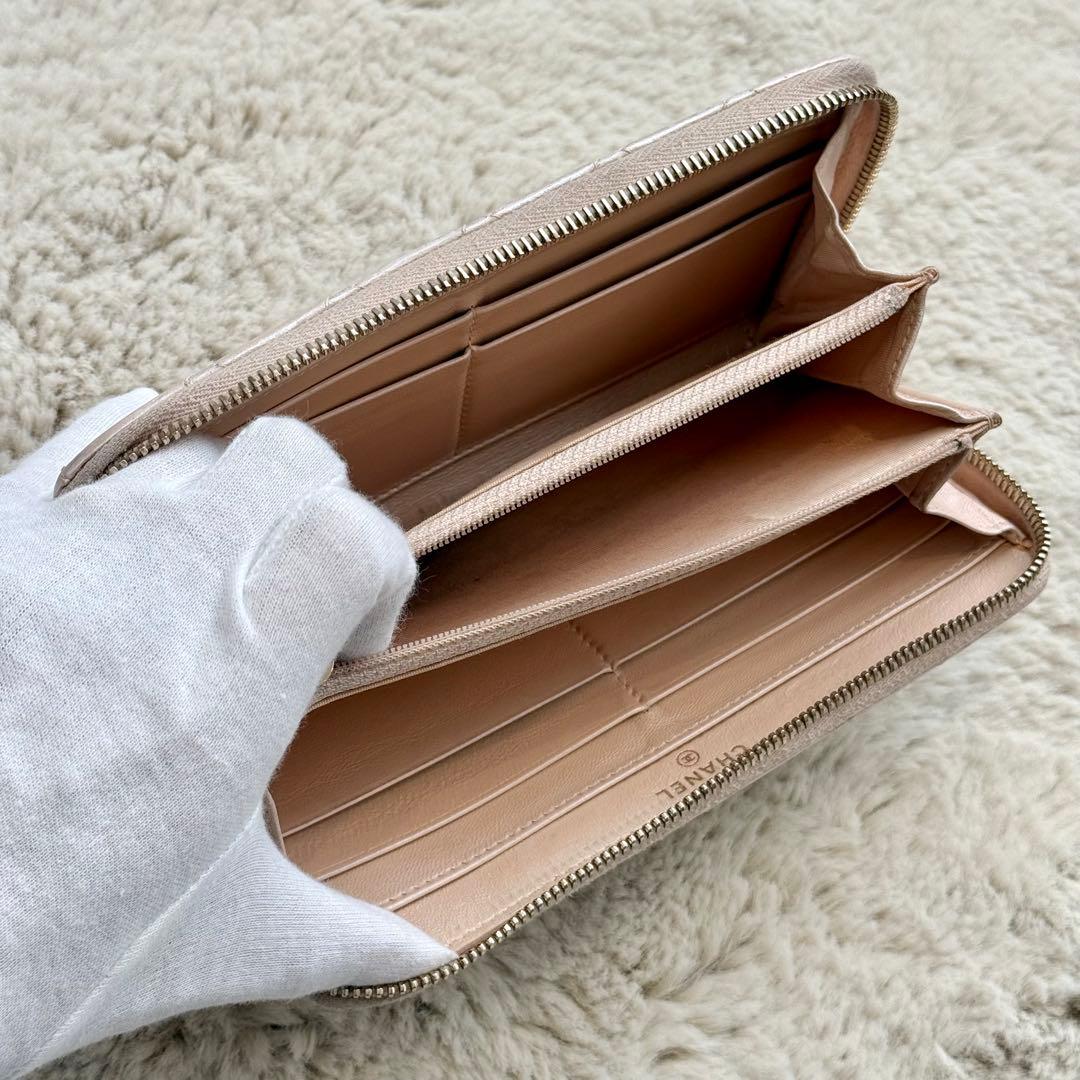 ゆずCHANEL キルティング レザー 長財布 パールピンクベージュ