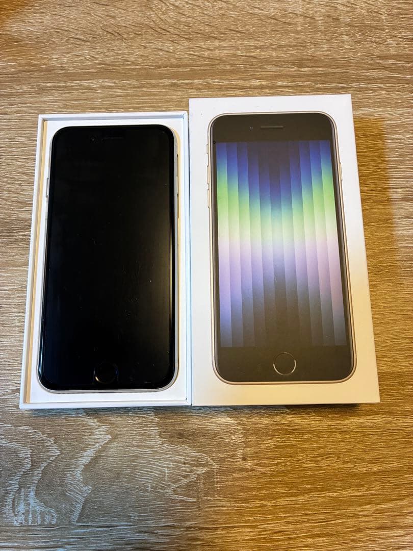 iPhone SE 第3世代　スターライト　128GB 【背面ヒビあり】