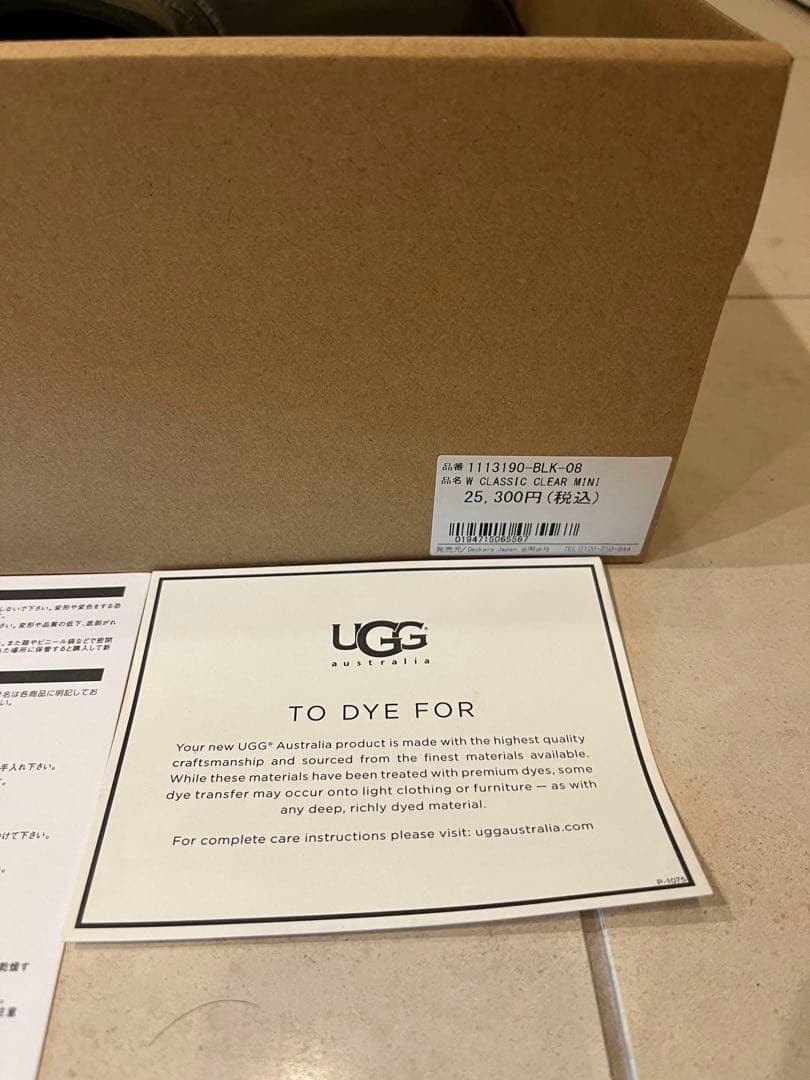 新品 UGG レディース クラシック クリア ミニ 黒 8　25㎝　レインブーツ