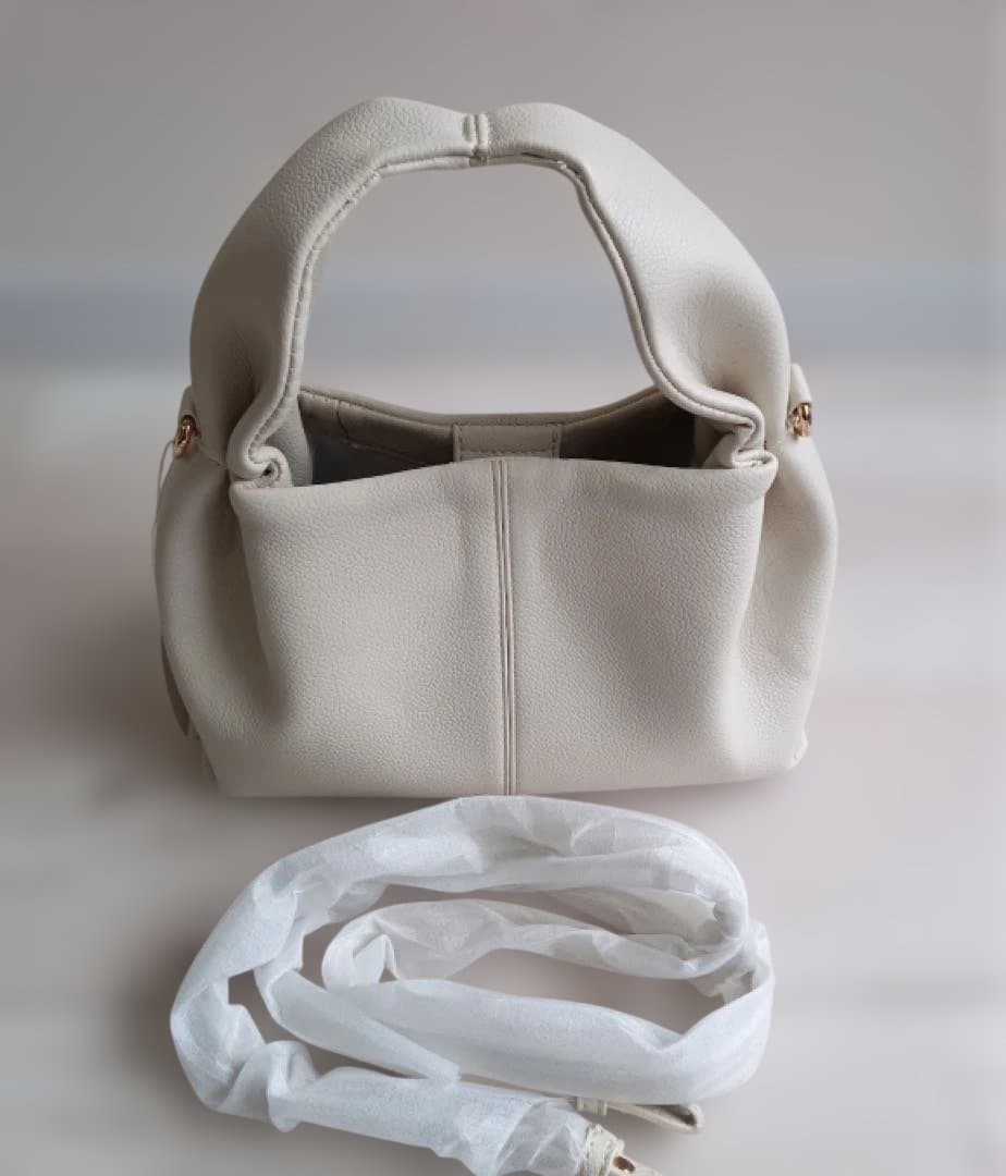 POLENE ホワイト ハンドバッグ