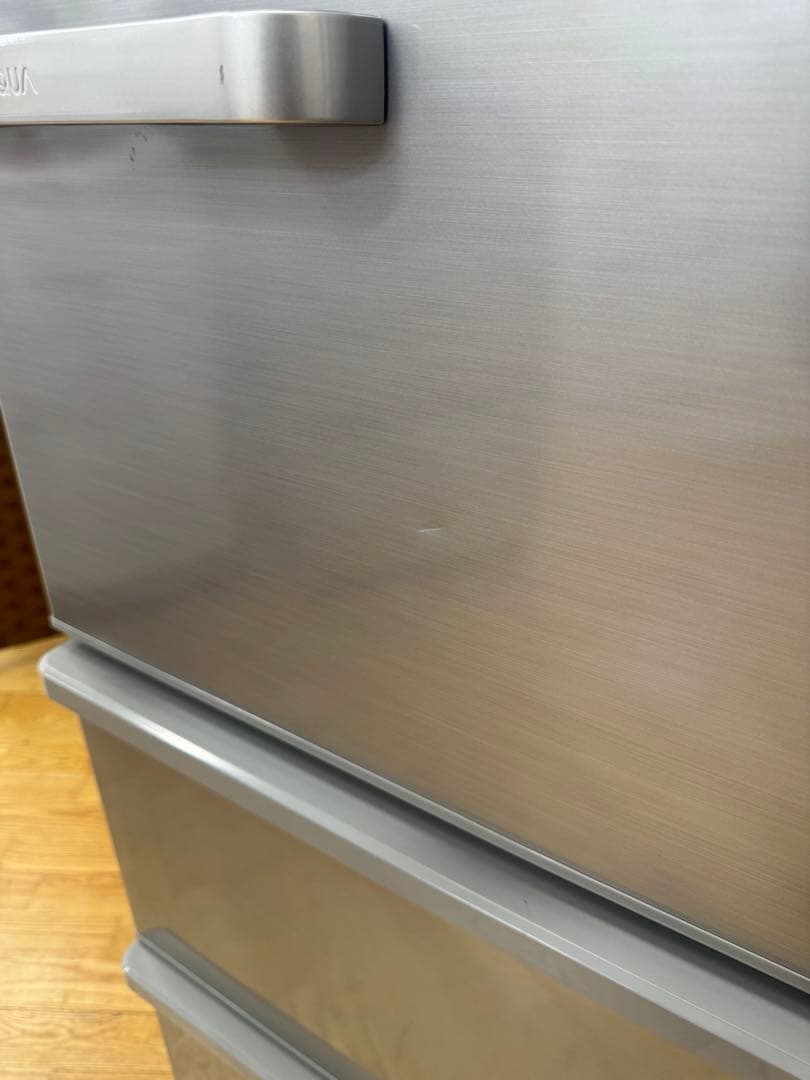 F001 AQUA ３ドア　冷蔵庫　右開き　272L 2020年製　保証付き